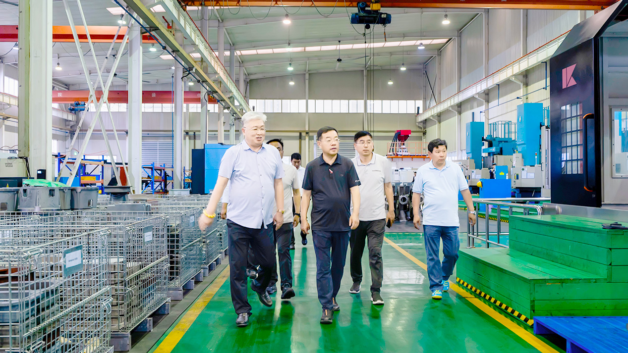 淄博領(lǐng)導(dǎo)蒞臨沃爾姆泵業(yè)總部